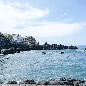 Casa Julio - Complete Coastal Retreat - Entire - 3 Min Walk From The Ocean - Shared Entrance With Host Affittacamere